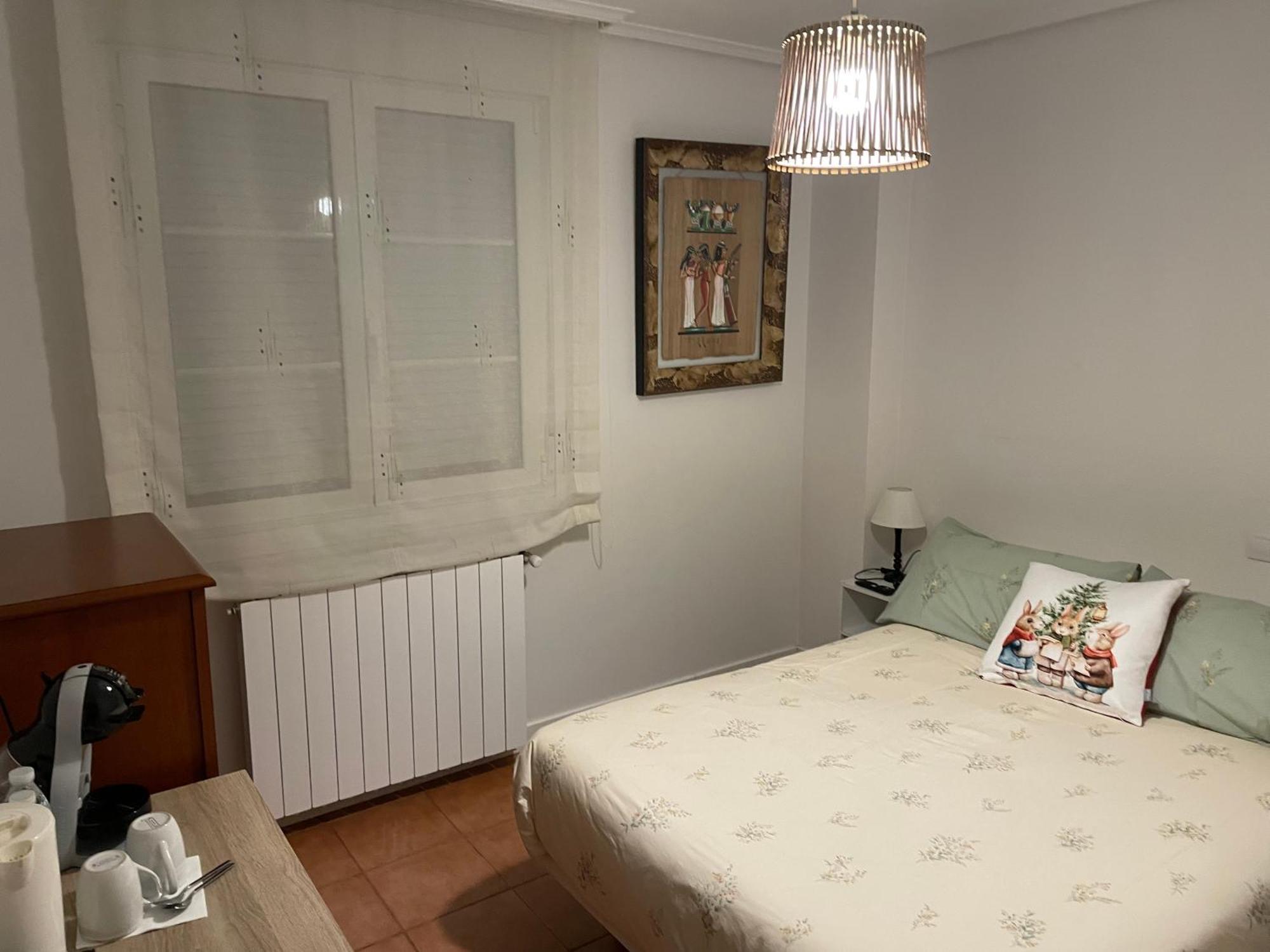 Habitacion Con Bano Privado Boo De Pielagos Exterior photo